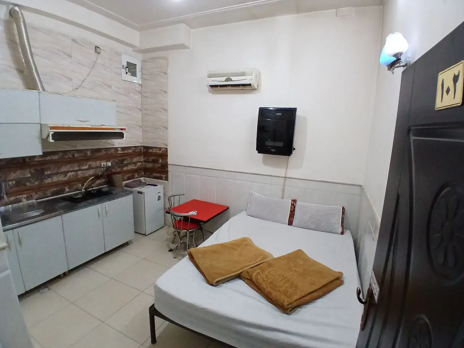 هتل آپارتمان روبه،روی حرم مطهر|اجارهٔ کوتاهمدت آپارتمان و سوئیت|قم, میدان نو|دیوار