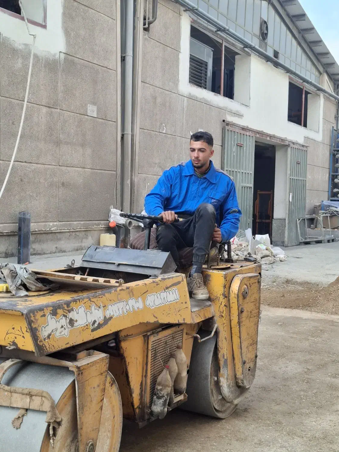 اجاره دهنده غلطک بیست تنی و10تنی باویبره کمپکی|خدمات حمل و نقل|کرج, کمال‌شهر|دیوار