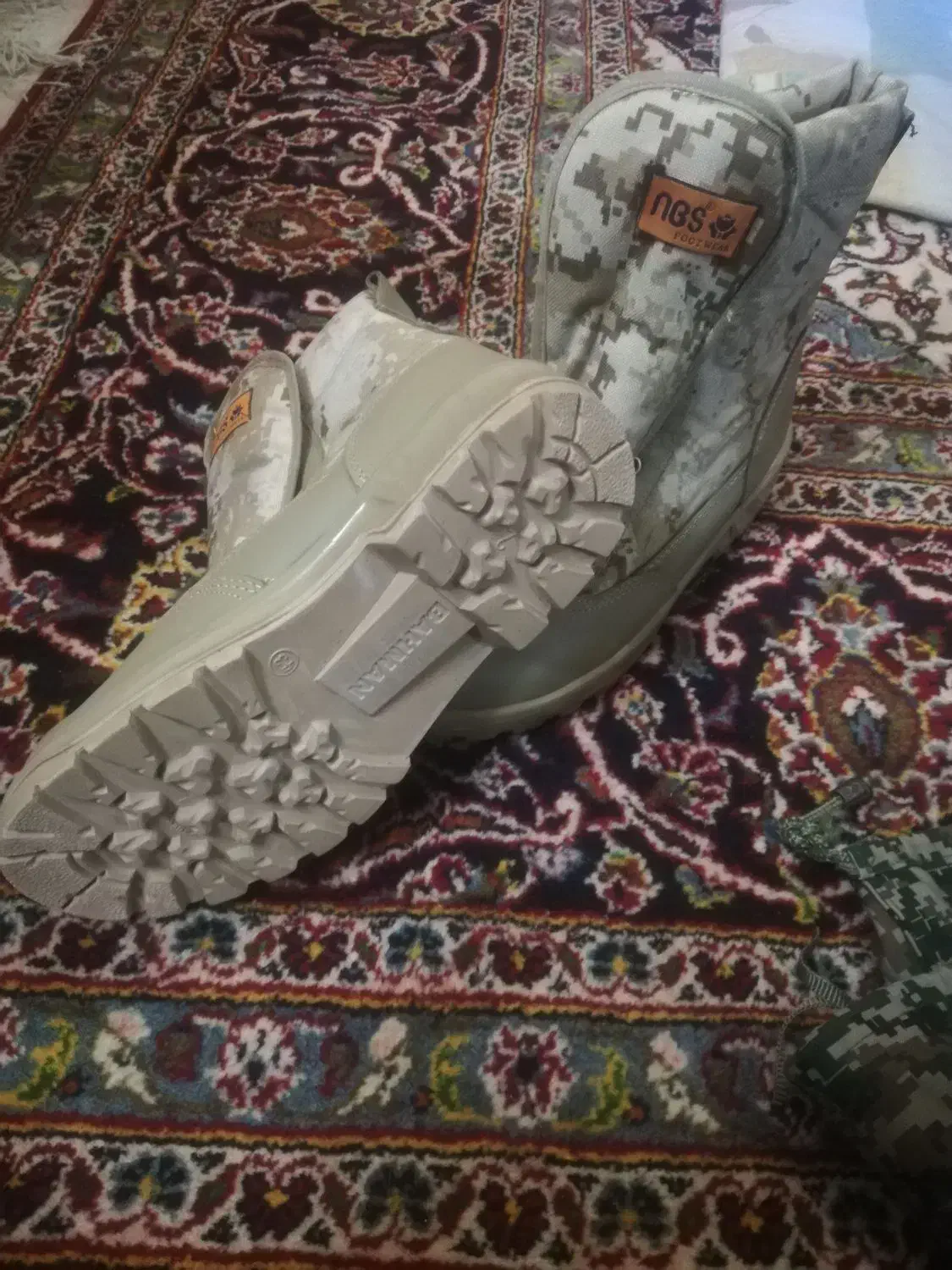 لباس نظامی|لباس|کرمانشاه, |دیوار