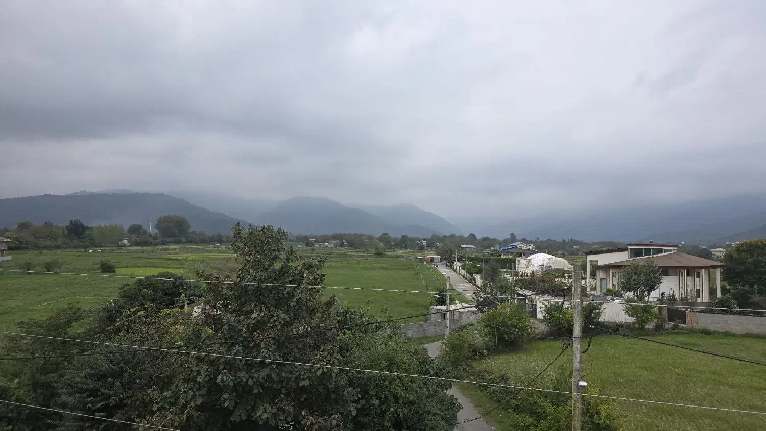 اجاره آپارتمان ۹۷ متری اول جاده درخانه ویو بام سبز|اجارهٔ آپارتمان|ماسال, |دیوار