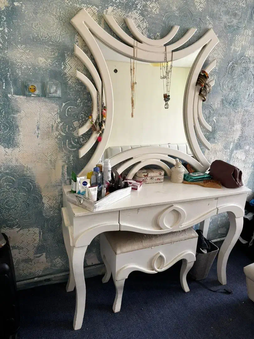 کنسول ،میز ارایش|مبلمان خانگی و میز عسلی|قزوین, |دیوار