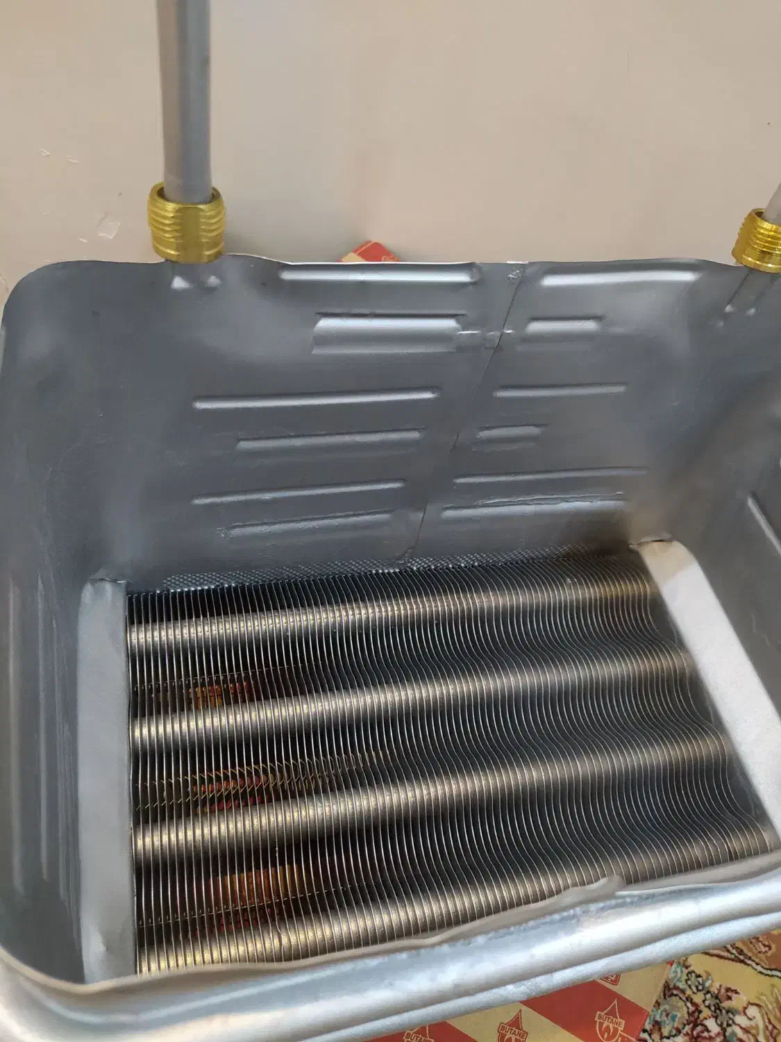 طرح تعویض مبدل(رادیاتور)آبگرمکن نو با فرسوده|آبگرمکن، پکیج، شوفاژ|ملارد, |دیوار