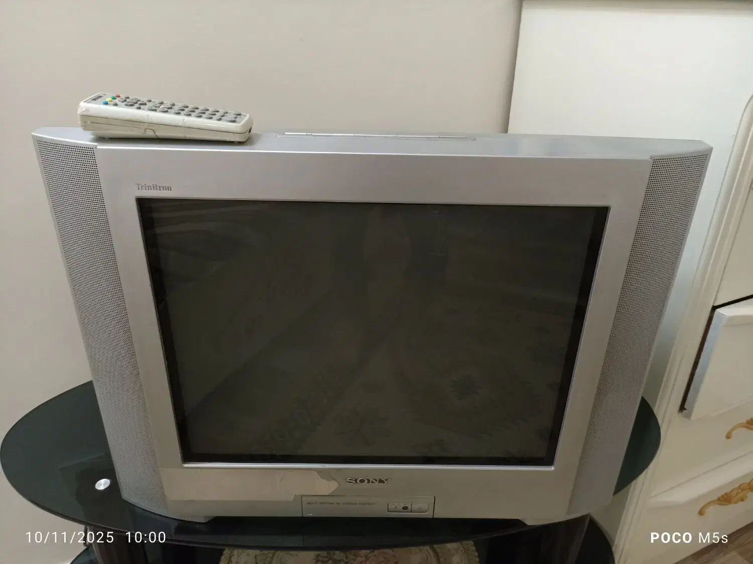 تلویزیون|تلویزیون و پروژکتور|مهاجران, |دیوار