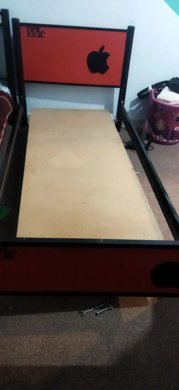 تخت  تک نفره.|تشک تختخواب|رامهرمز, |دیوار