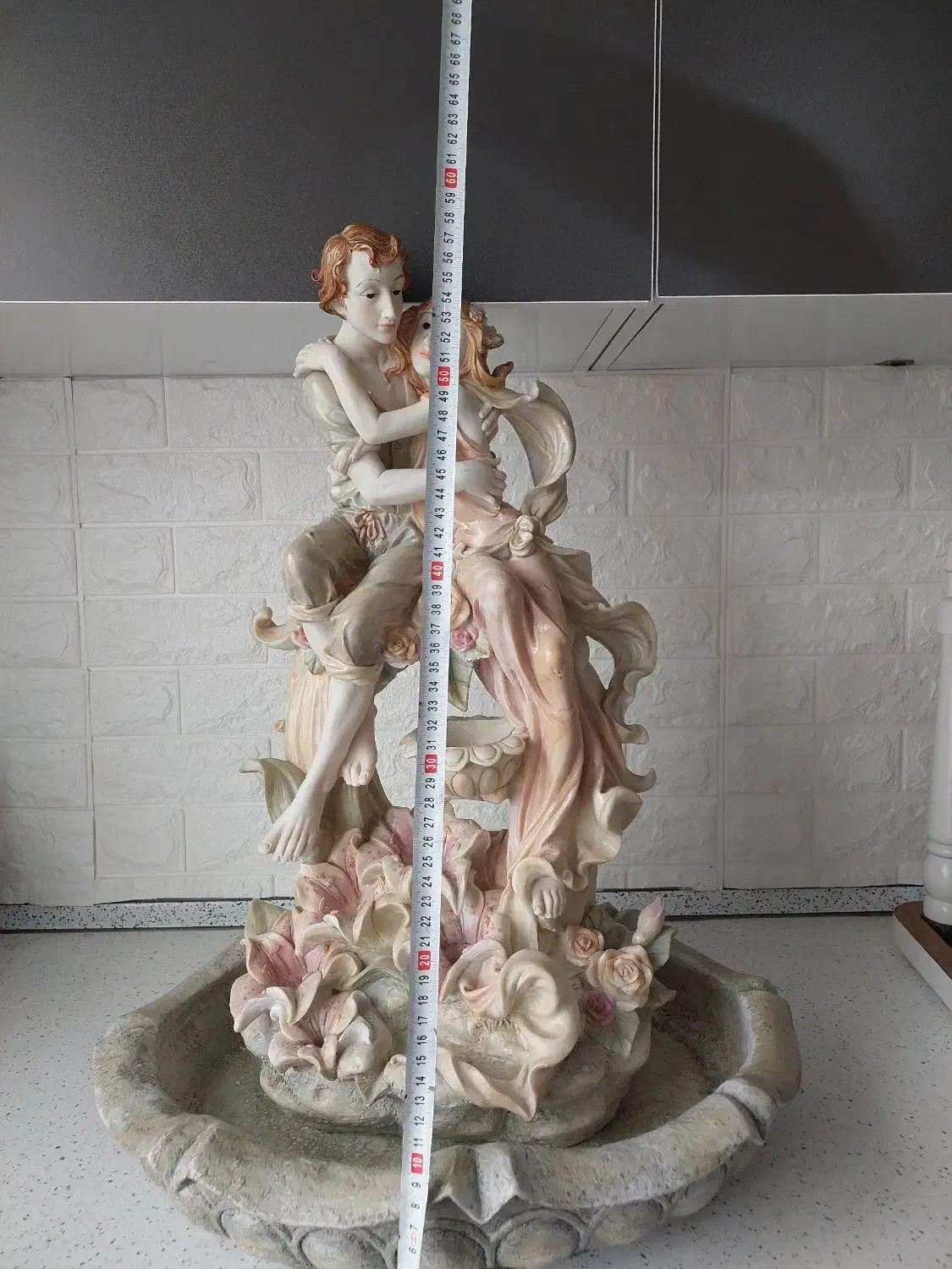 آبنما|مجسمه، تندیس، ماکت|پرند, فاز ۵|دیوار