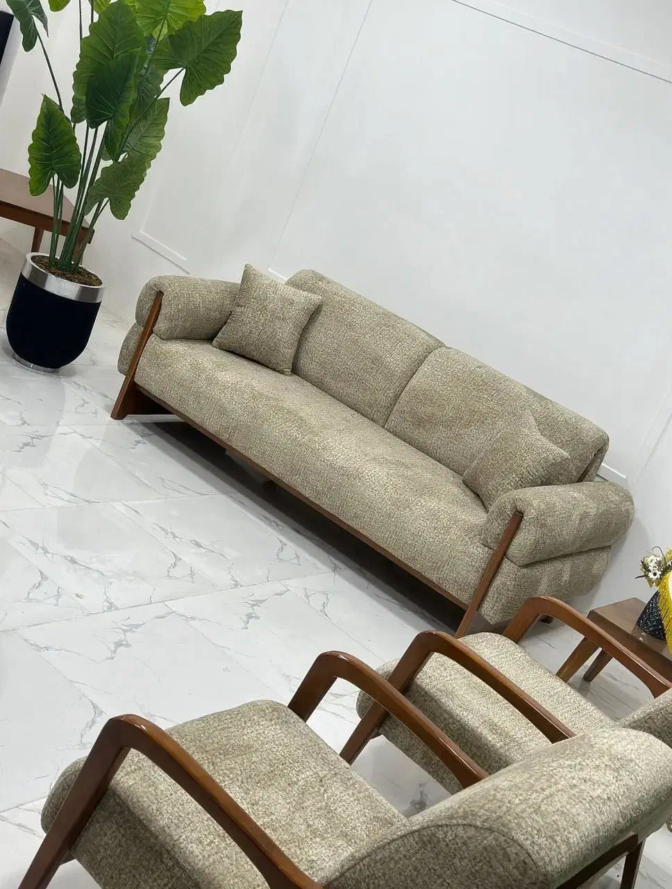 مبل راحتی مدرن کد ۷۰۸۰۵۲۰|مبلمان خانگی و میز عسلی|اردکان, |دیوار