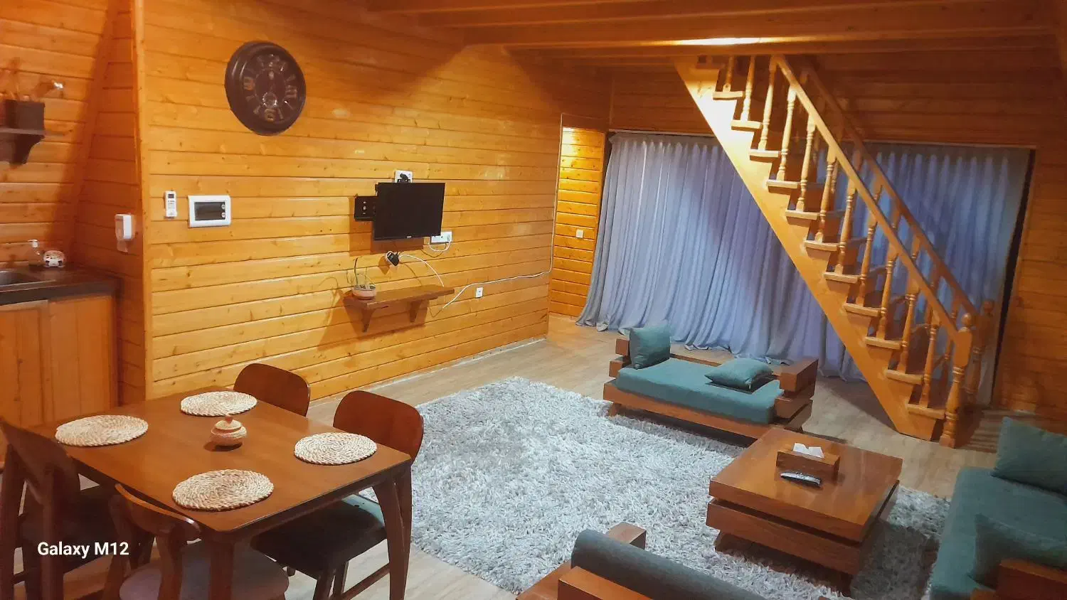 اجاره کلبه سوئیسی جنگل گیسوم|اجارهٔ کوتاهمدت ویلا و باغ|پرهسر, |دیوار