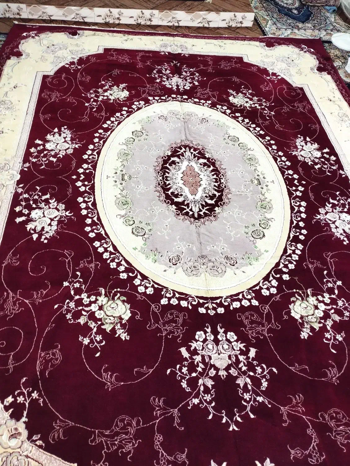 فرش قرمز|فرش|اردبیل, |دیوار