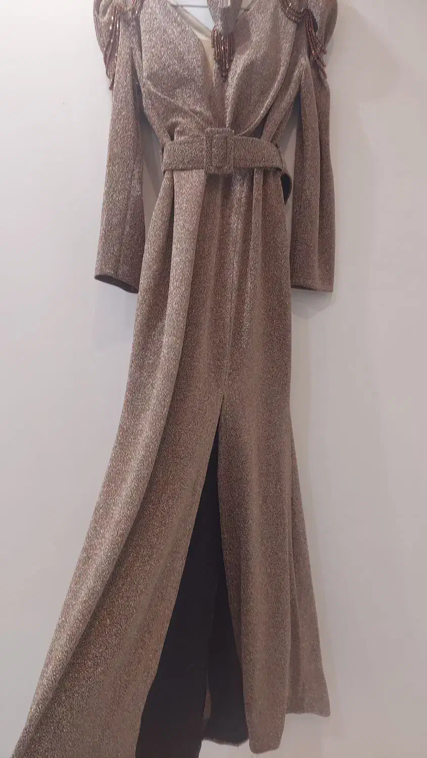 مجلسی|لباس|رشت, گیل|دیوار