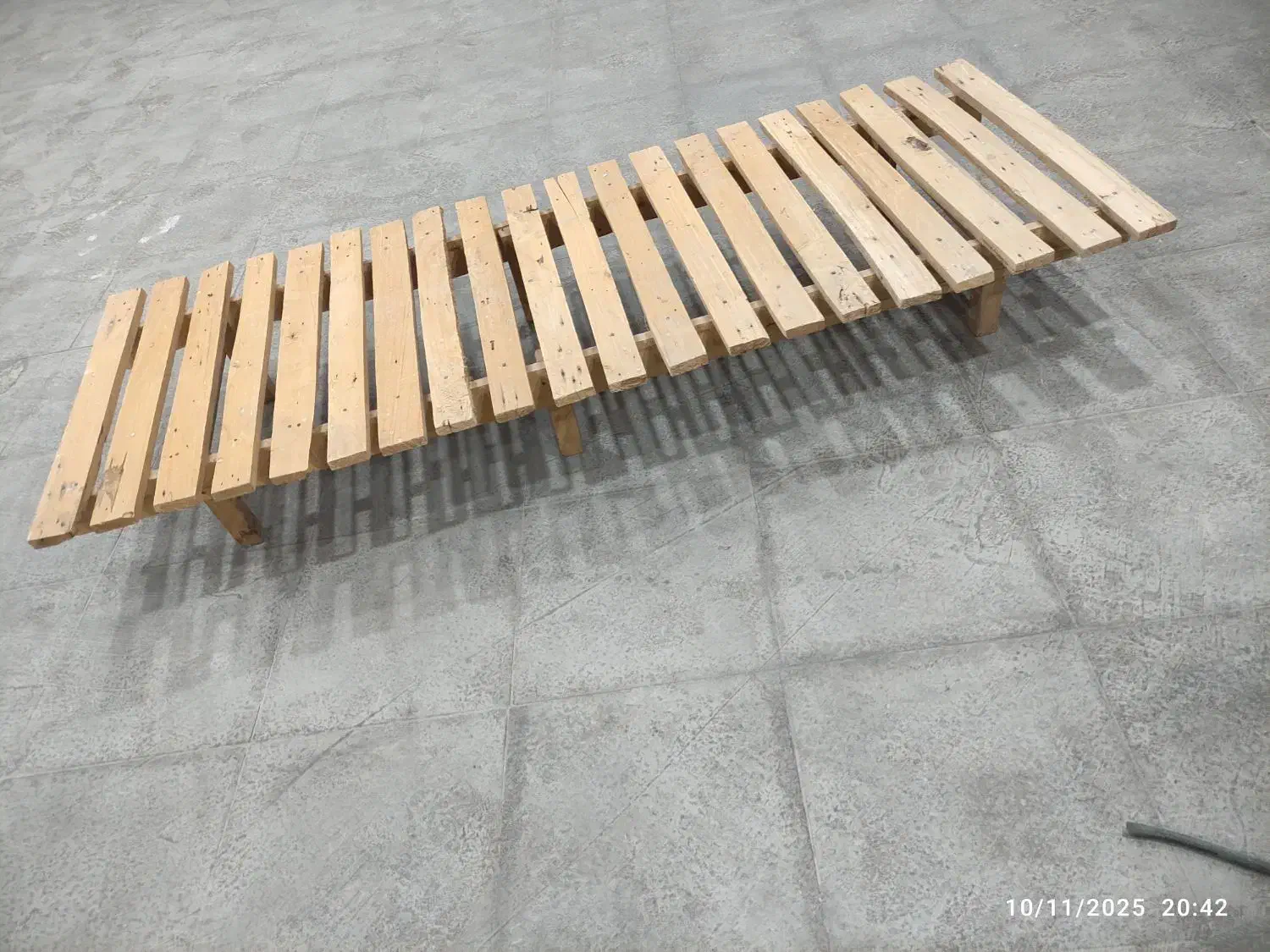 کفی تخت تمام چوب|تخت و سرویس خواب|شیراز, شهرک ولیعصر|دیوار