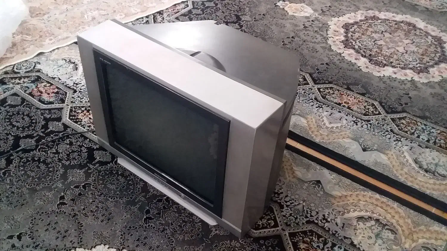 تلویزیون سامسونگ بزرگ کلاسیک|تلویزیون و پروژکتور|ارومیه, |دیوار