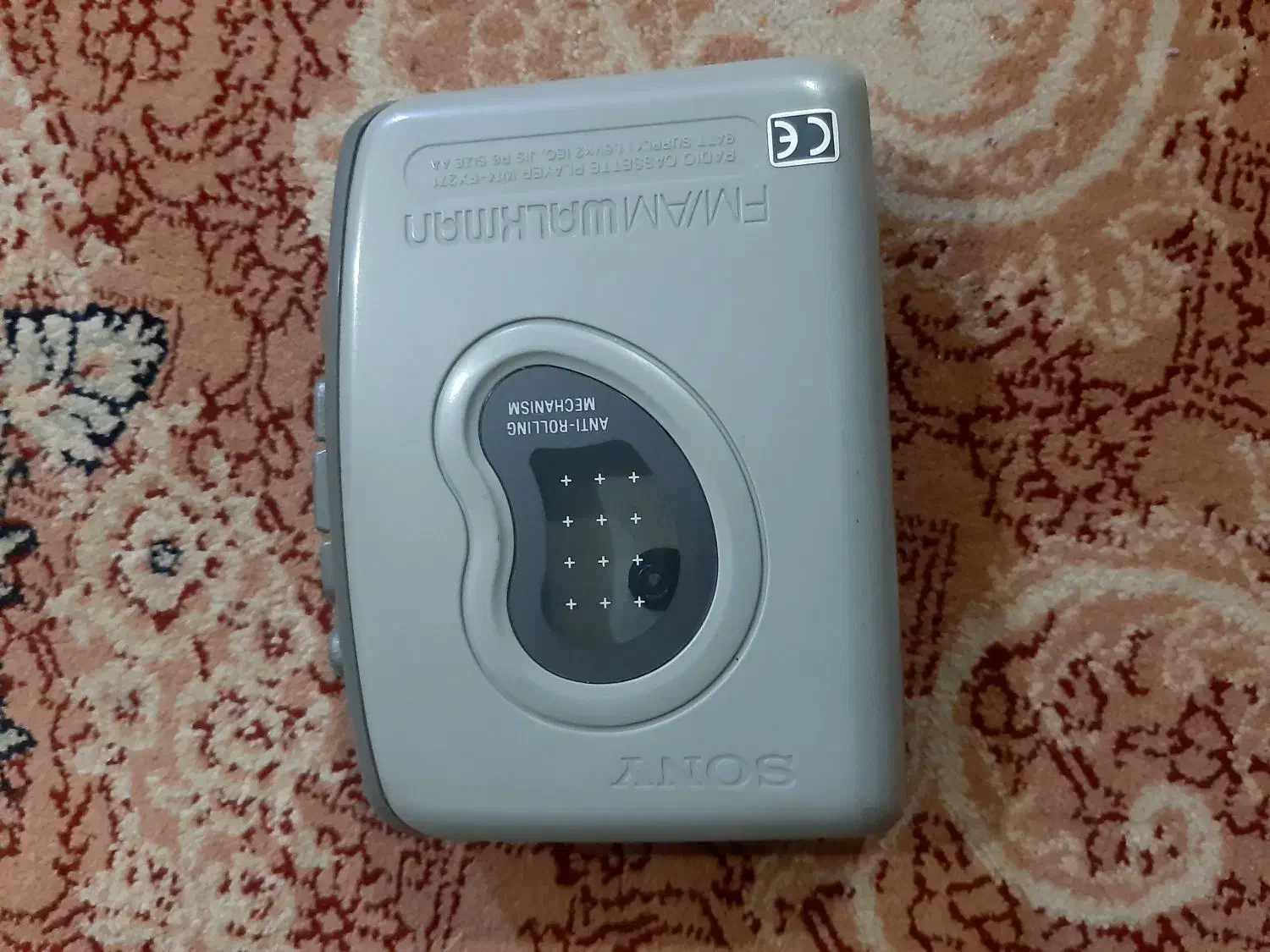 واکمن سونی اصل ژاپن در حد آک واقعی مدل WM-FX271|پخشکننده همراه|اهواز, ۳۰ متری|دیوار