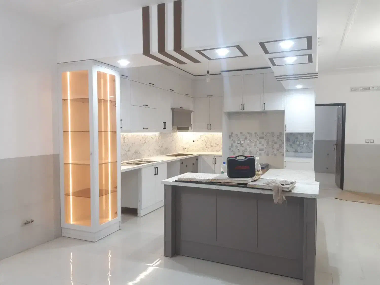 نصاب کابینت|خدمات پیشه و مهارت|یزد, |دیوار