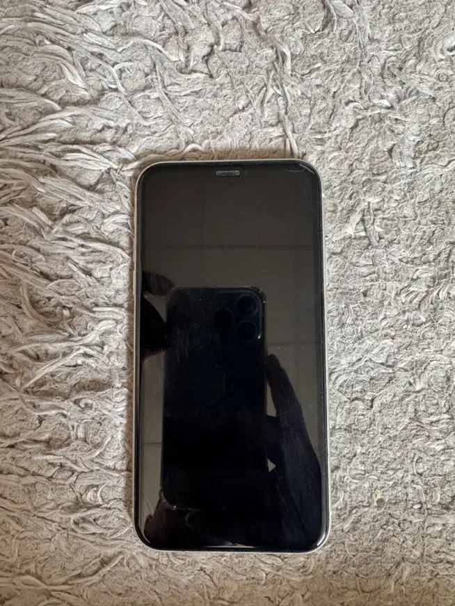 فروش ایفون ۱۱ نرمال|موبایل|قم, آذر (نکویی)|دیوار