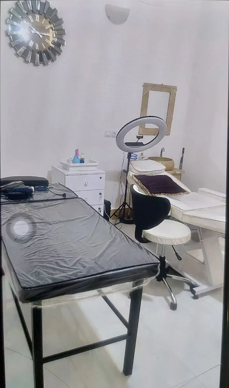 فروش تجهیزات ارایشگاهی جنس درجه یک|آرایشگاه و سالن‌های زیبایی|کوه چنار, |دیوار