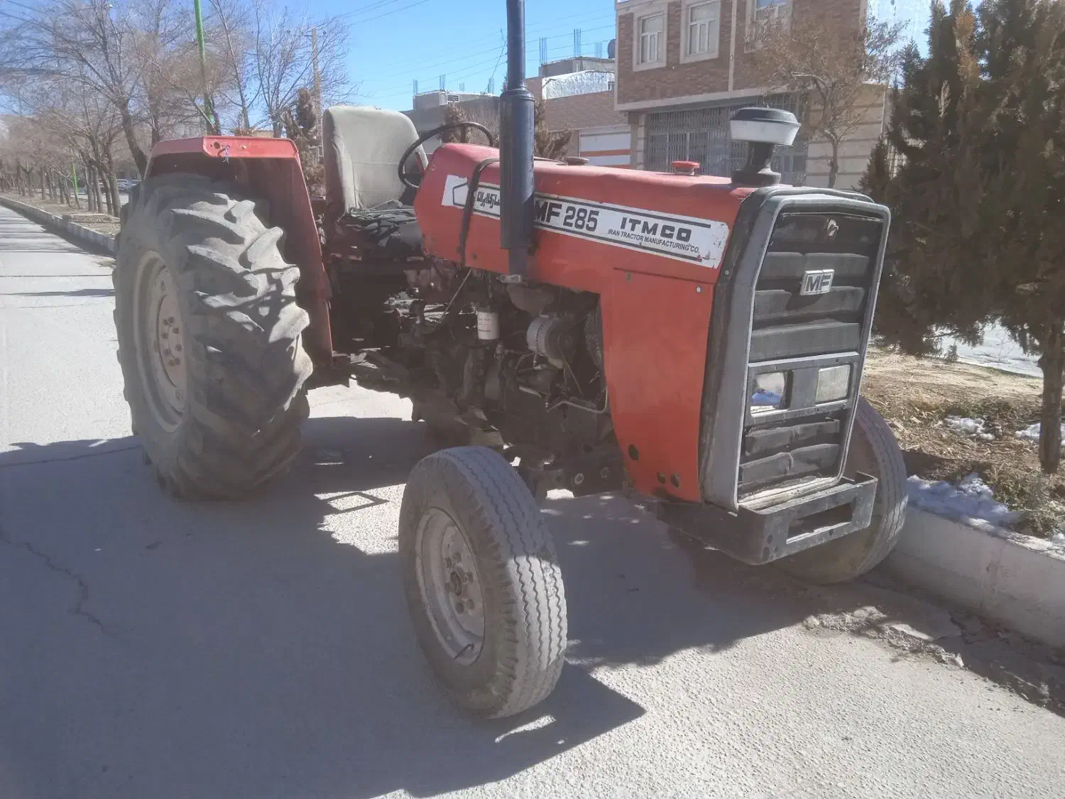 تراکتور فرگوسن285مدل83|خودرو سنگین|سمیرم, |دیوار