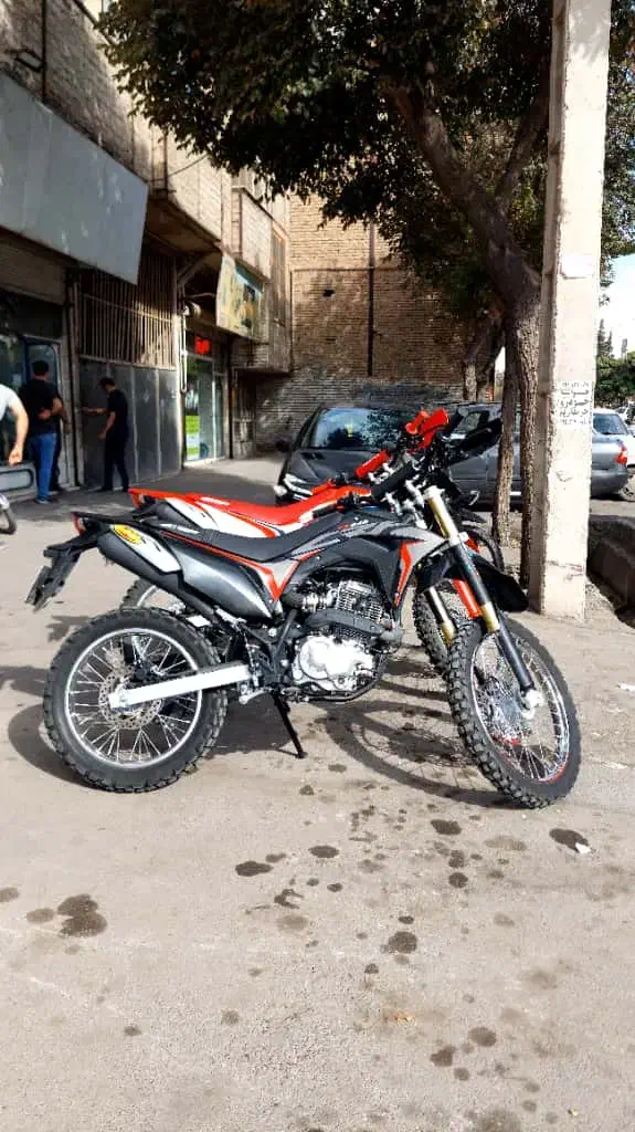 توسن ۴۰۳|موتورسیکلت|تهران, لاله زار|دیوار