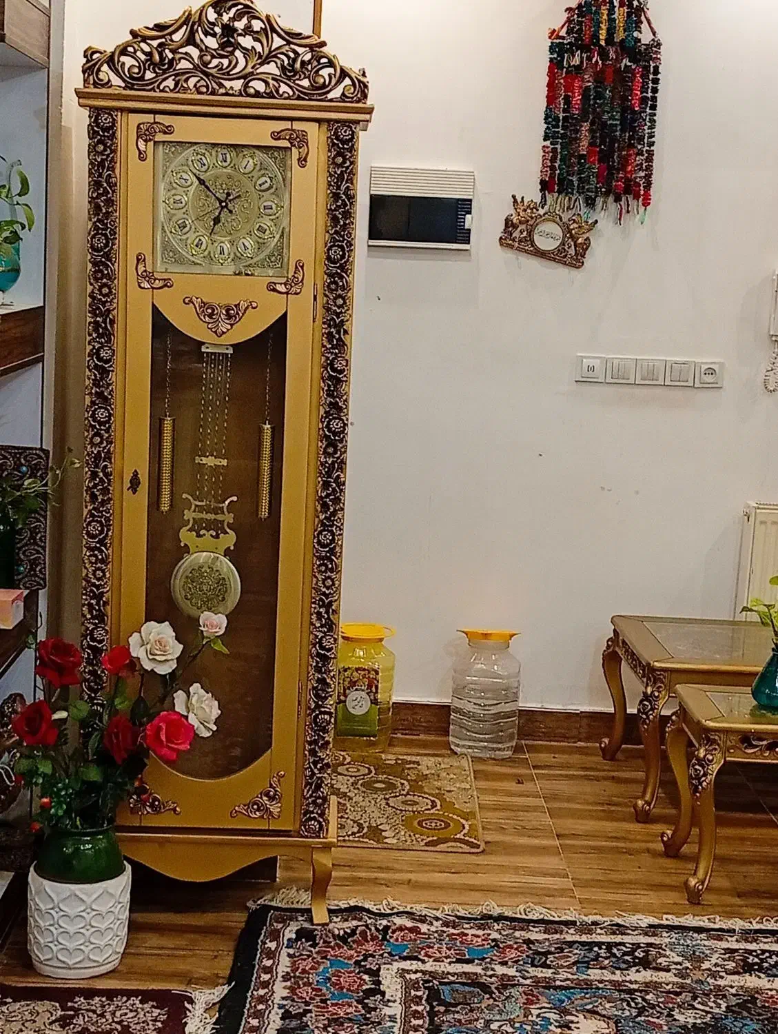 بوفه و ساعت ست|بوفه، ویترین، کنسول|شفت, |دیوار