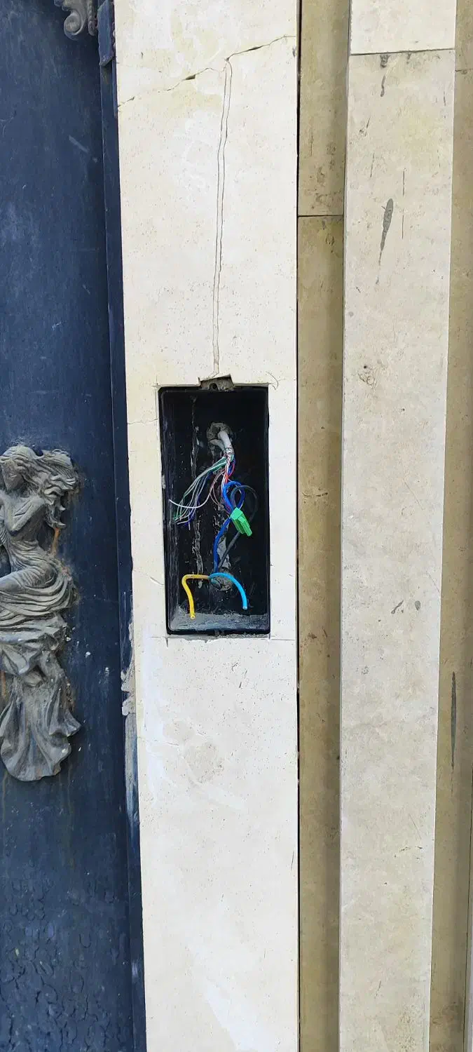 آیفون تصویری سیماران لمسی و کارتی مدل فراز|مصالح و تجهیزات ساختمان|مشکیندشت, |دیوار