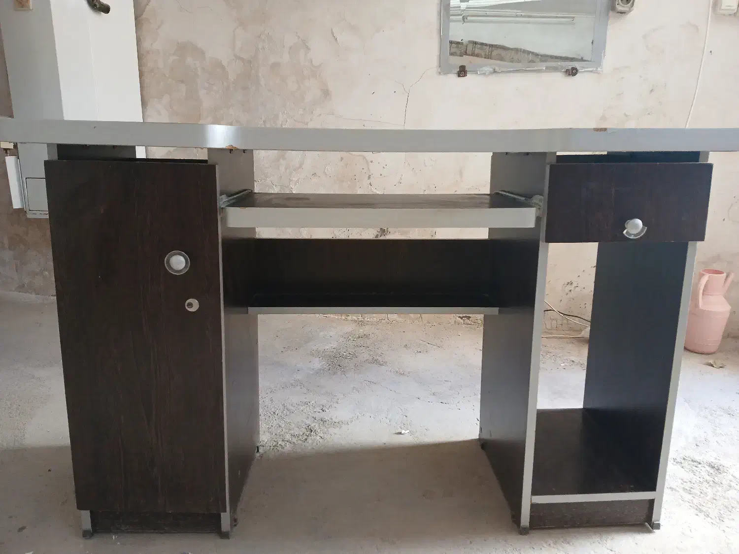 میز کامپیوتر|میز تحریر و کامپیوتر|گناباد, |دیوار