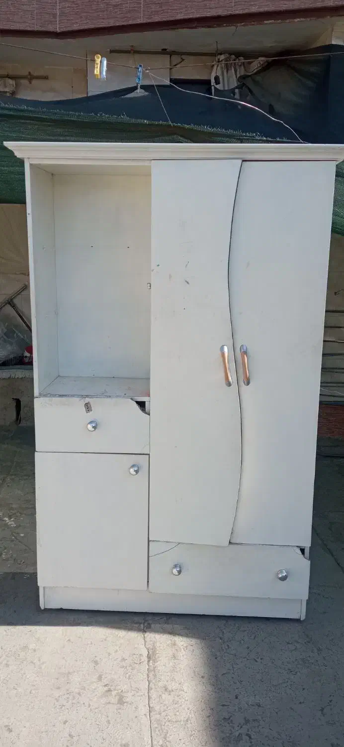 کمد|جاکفشی، کمد، دراور|شیراز, بریجستون|دیوار