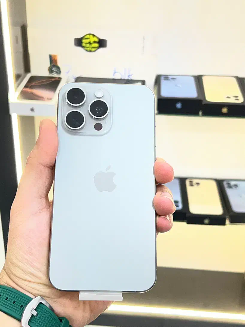 iphone 14 پرومکس سفید|موبایل|جم, |دیوار