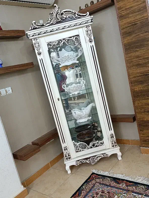 ویترین عروس|بوفه، ویترین، کنسول|شاهین‌شهر, فردوسی|دیوار