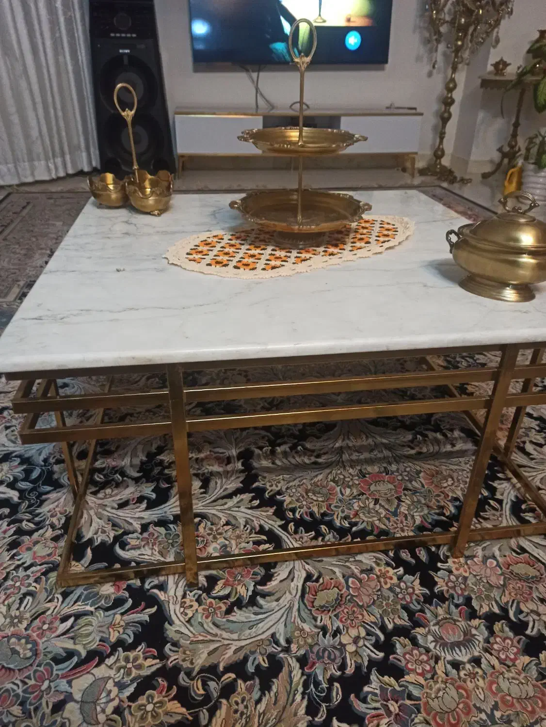 جلو مبلی|مبلمان خانگی و میز عسلی|پرند, فاز ۳|دیوار