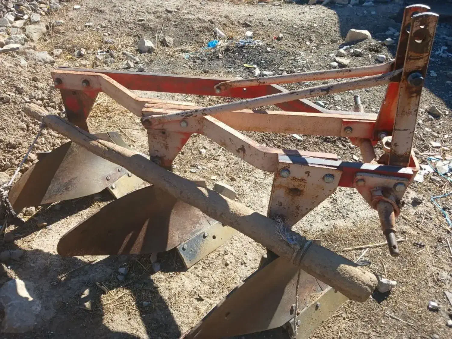 گاواهن|ماشین‌آلات صنعتی|زاغه, |دیوار