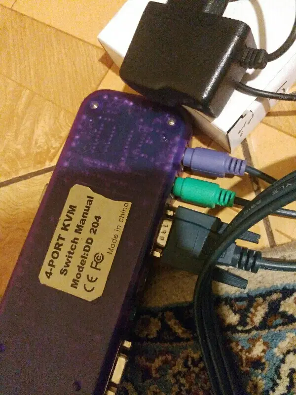 kvm switch 4 port|قطعات و لوازم جانبی رایانه|تهران, شهران شمالی|دیوار