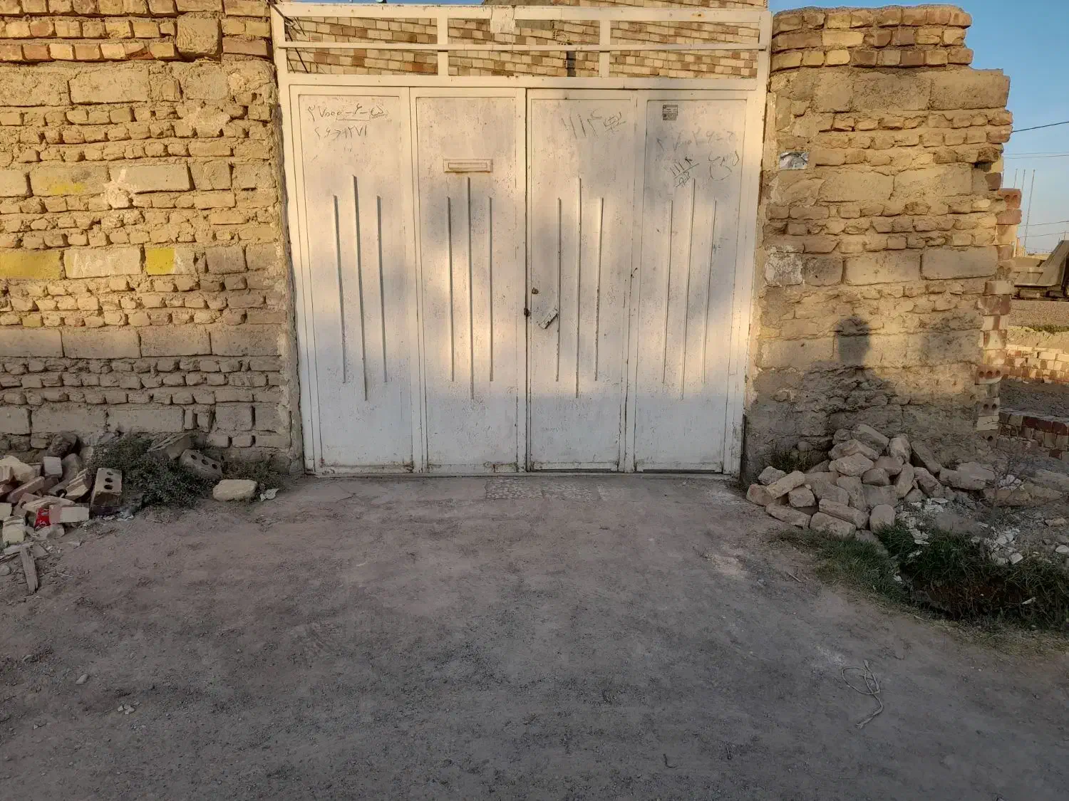 درب حیاط|مصالح و تجهیزات ساختمان|زابل, |دیوار