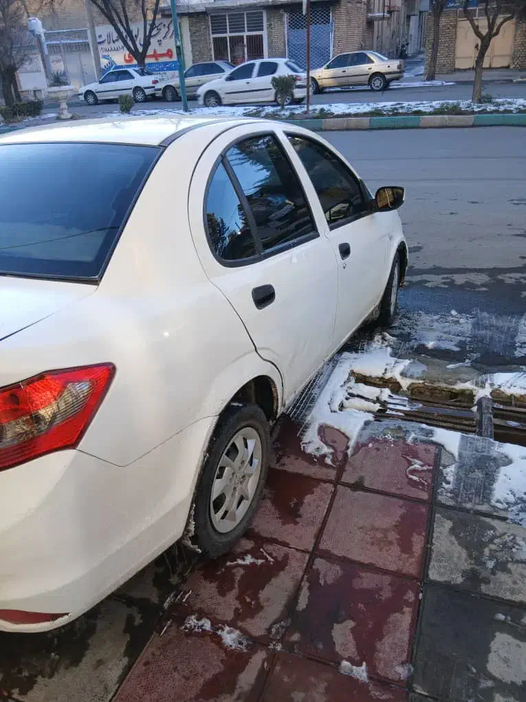 ساینا|خودرو سواری و وانت|صحنه, |دیوار