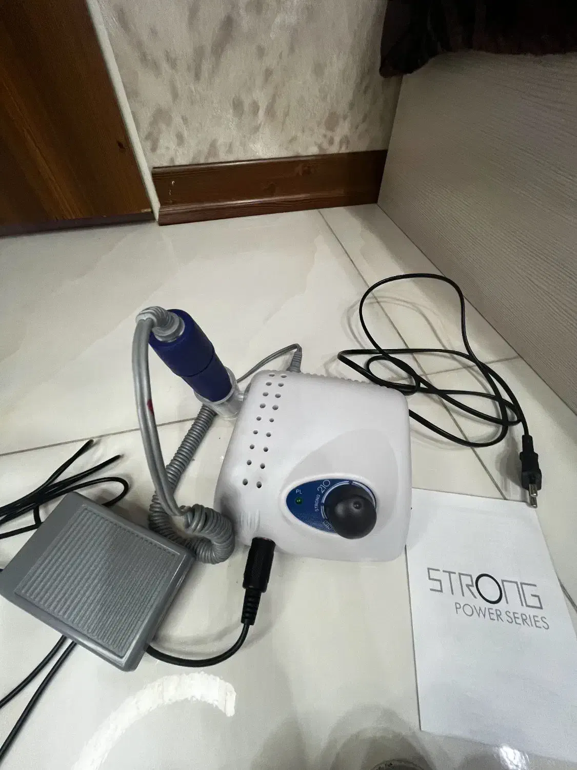 سوهان برقی استرانگ اصل کره و دستگاه یو وی سان تی ۸|آرایشی، بهداشتی، درمانی|همدان, |دیوار