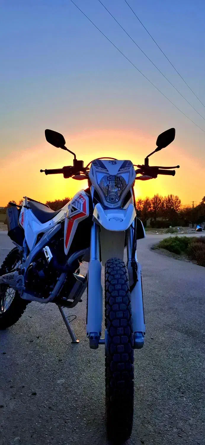 تریل دلتا sx2|موتورسیکلت|خمینیشهر, |دیوار