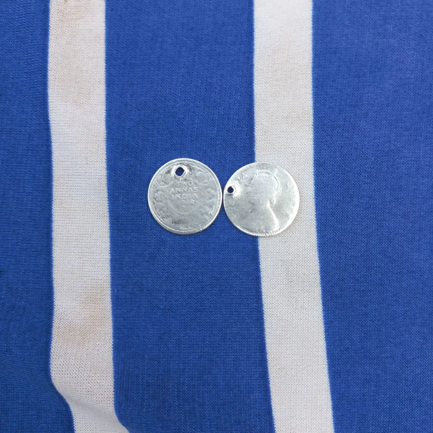 سکه قدیمی نقرهملکه ویکتوریا|کلکسیون سکه، تمبر، اسکناس|میناب, |دیوار