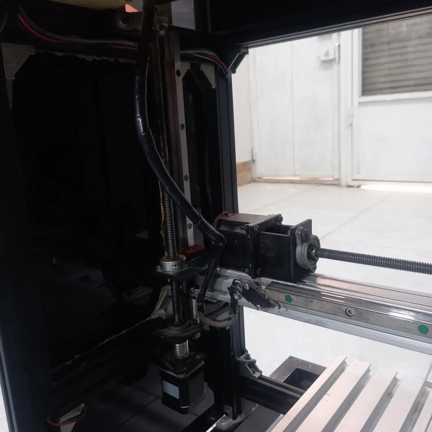 سی ان سی حکاکی|ماشین‌آلات صنعتی|نجف‌آباد, شهرک صنعتی نجف آباد|دیوار