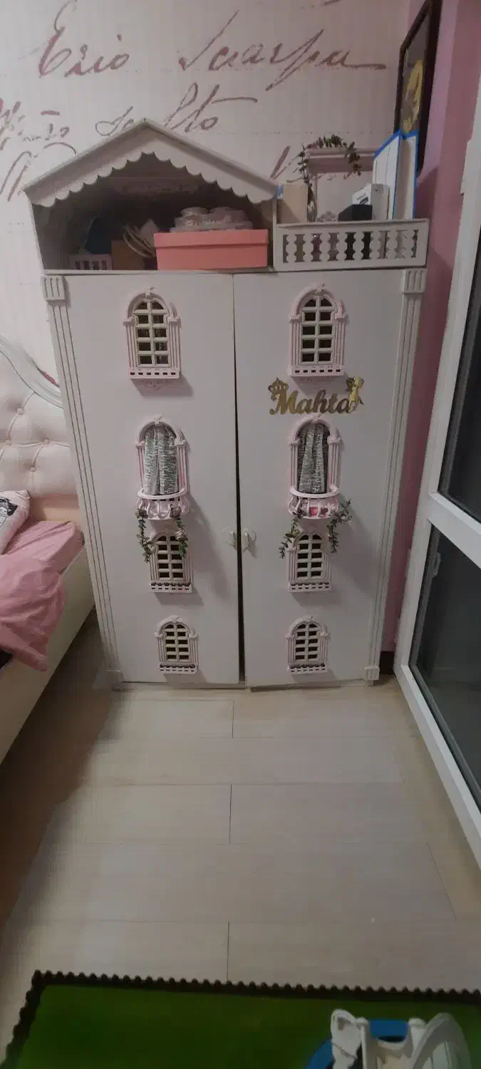 خانه باربی ۴ طبقه با مشاغل مختلف سایز بزرگ|اسباببازی|ساری, |دیوار