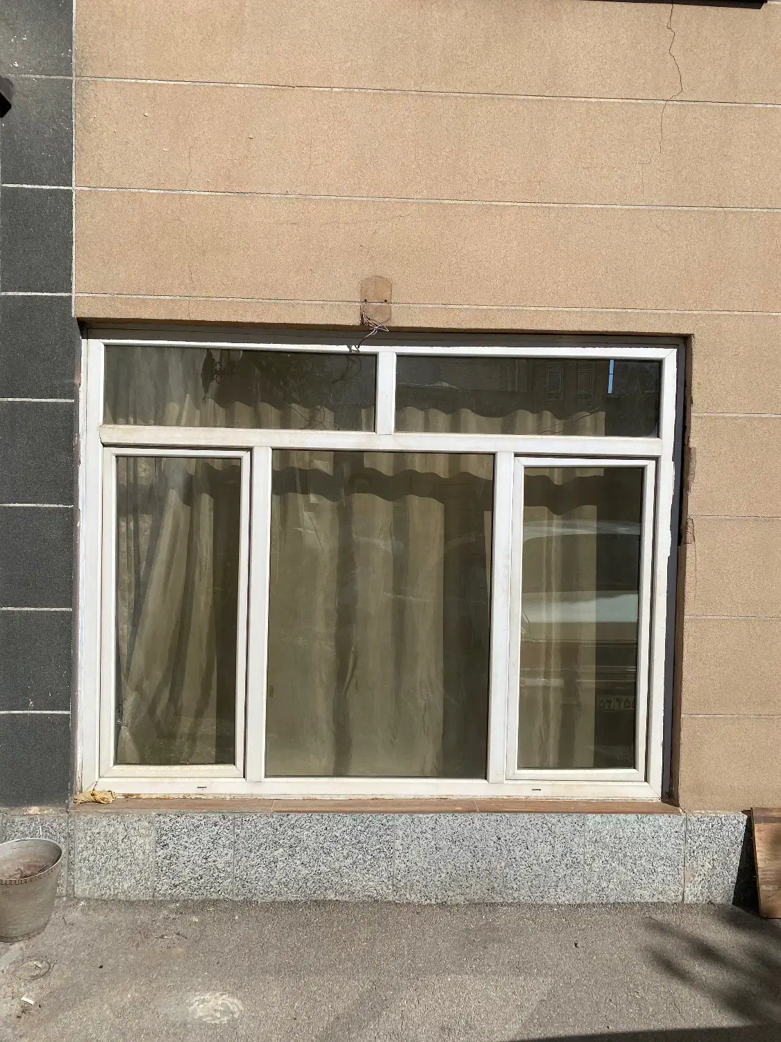 پنجره پی وی سی و درب سرویس یا حمام|مصالح و تجهیزات ساختمان|مراغه, |دیوار