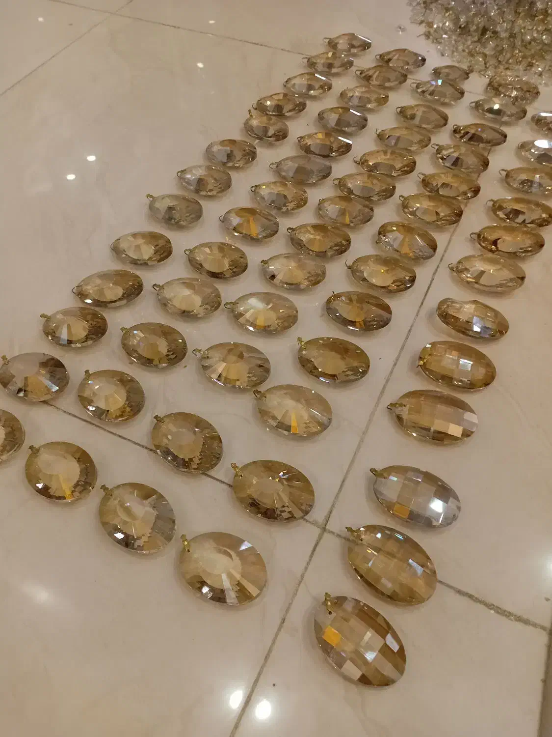 سنگ کریستال آویز لوستر|صنایع دستی و سایر لوازم تزئینی|تهران, سازمان آب|دیوار