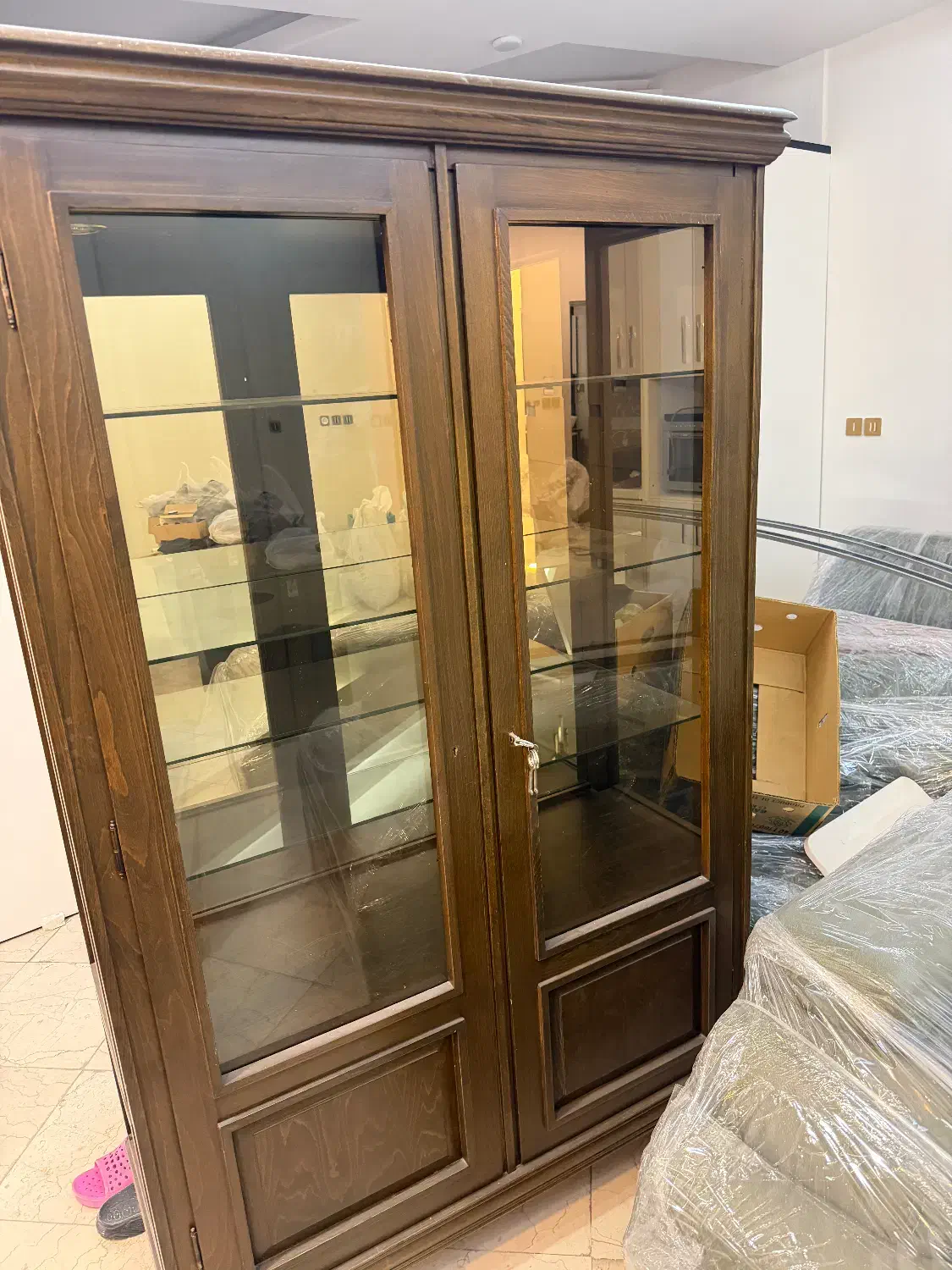 بوفه‌ چوبی در حد نو|بوفه، ویترین، کنسول|تهران, فدک|دیوار