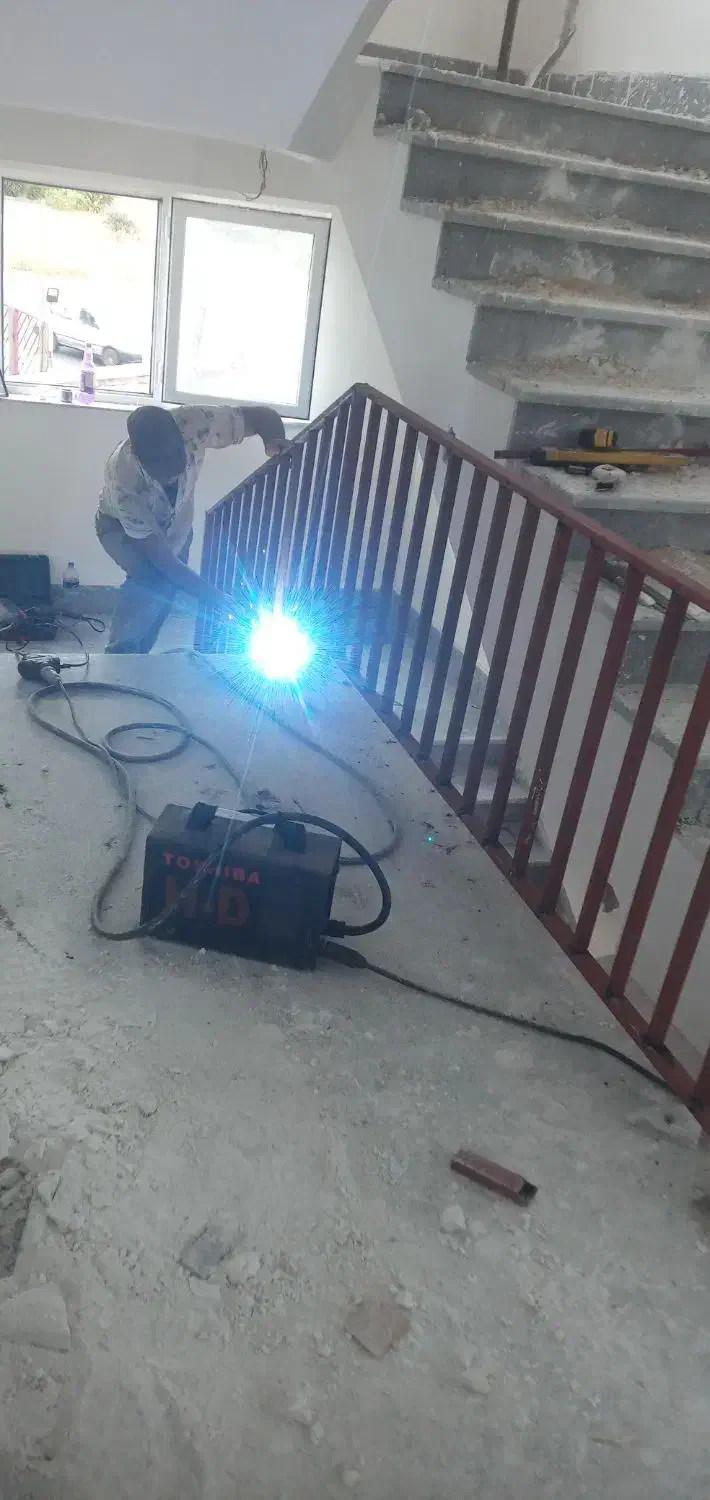 جوشکاری وآهنگری سیار رضایی|خدمات پیشه و مهارت|رشت, نیروی دریایی|دیوار