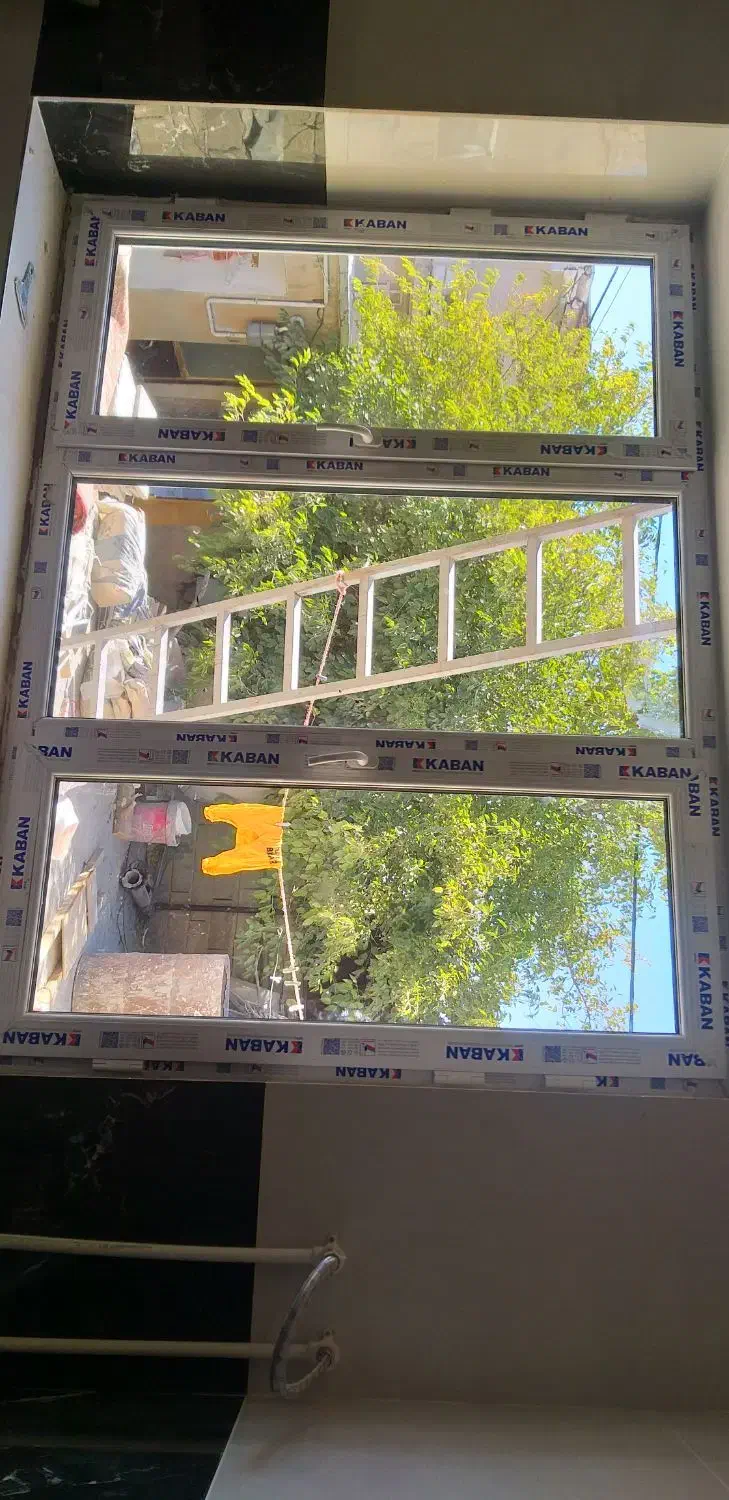 تولید انواع درب و پنچره یوپی وی سی upvc|خدمات پیشه و مهارت|ایلام, |دیوار