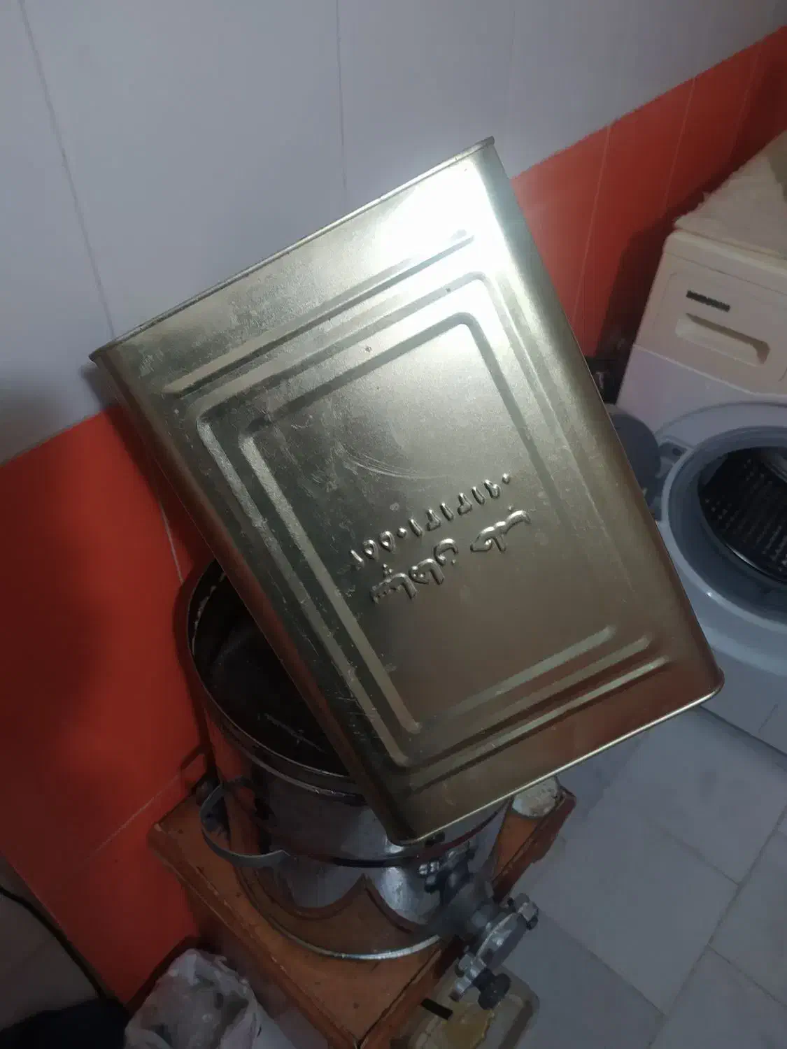 حلب خالی|ظروف نگهدارنده، پلاستیکی، یک‌بارمصرف|شیراز, فرگاز|دیوار