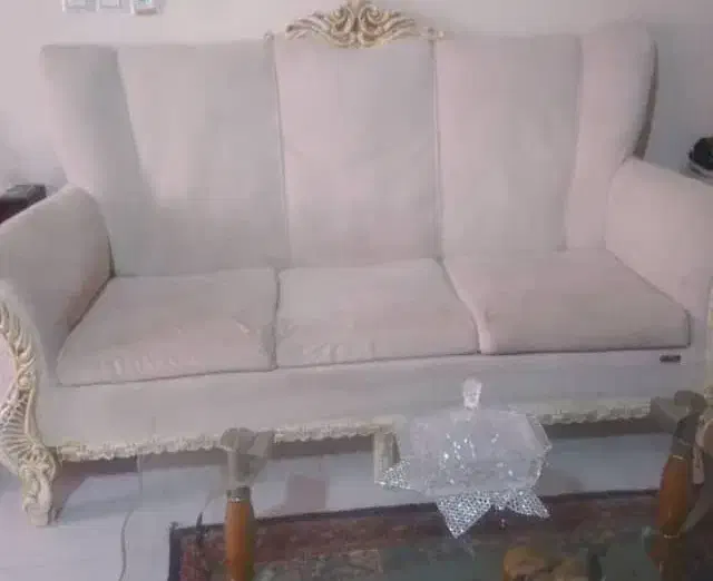 مبلمان ۷نفر بادوعددمیزعسلی میز جلوی مبل|مبلمان خانگی و میز عسلی|محلات, |دیوار