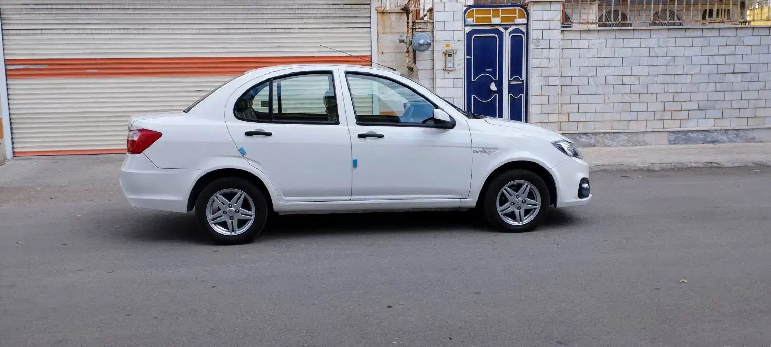 ساینا اتومات آپشنال در حد خشک|خودرو سواری و وانت|کرمانشاه, |دیوار