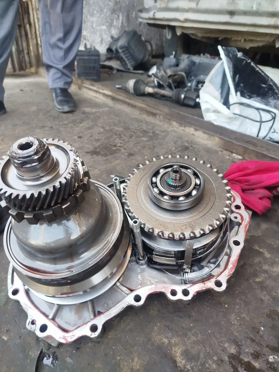 خدمات تخصصی خودرو های چینی همراه با قطعات یدکی|خدمات موتور و ماشین|آبادان, |دیوار