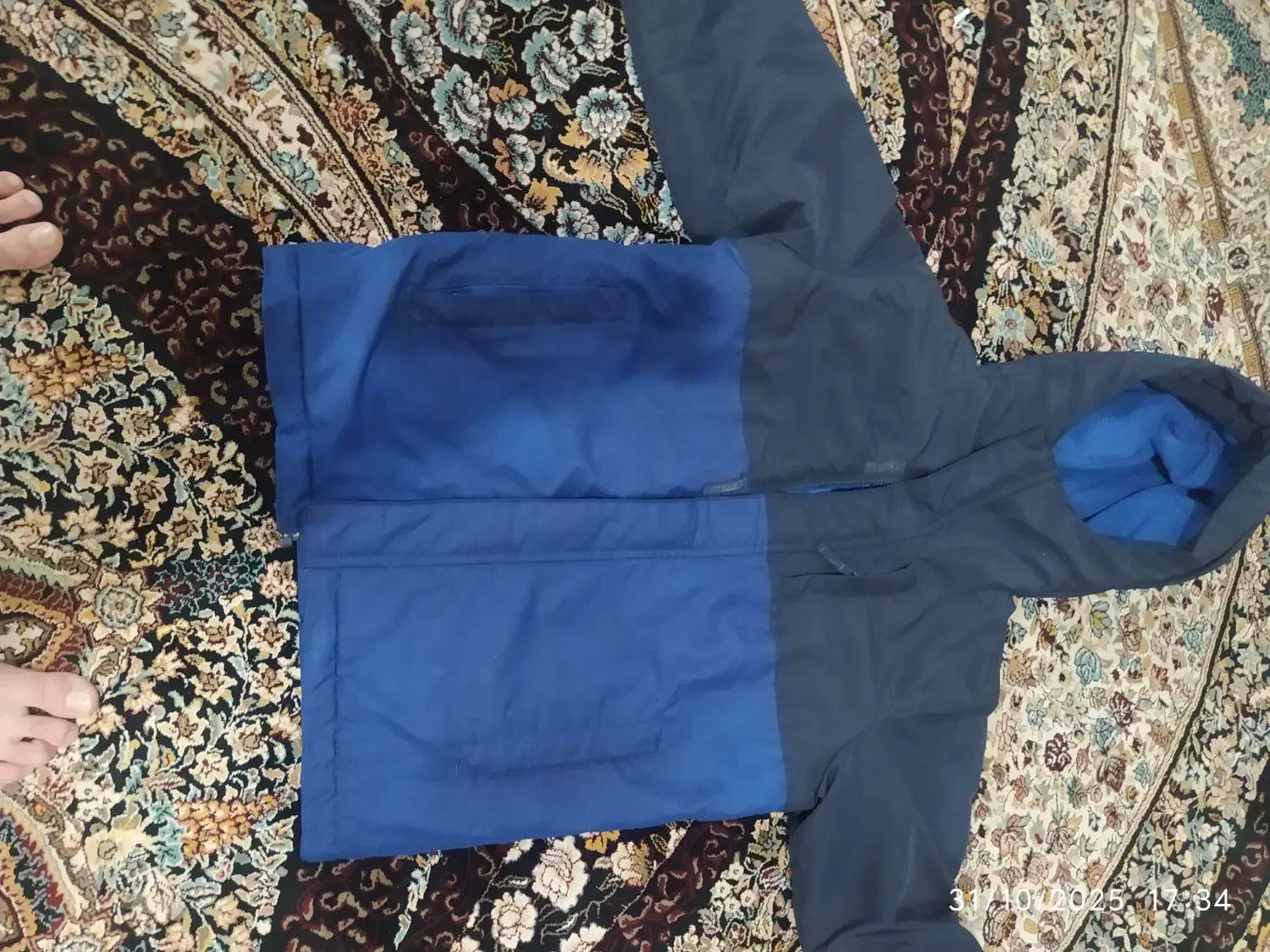 کاپشن|لباس|ایلام, |دیوار