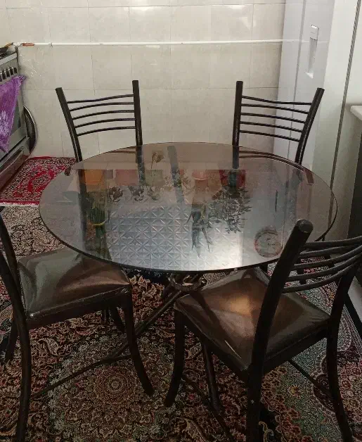 میز نهار خوری|میز و صندلی غذاخوری|اراک, |دیوار