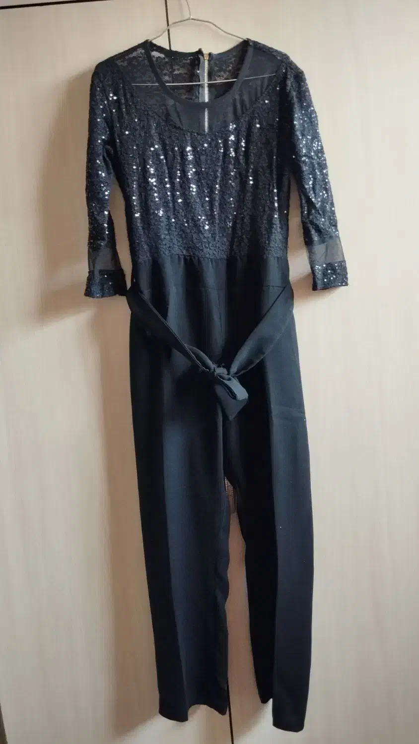 لباس|لباس|ارومیه, |دیوار