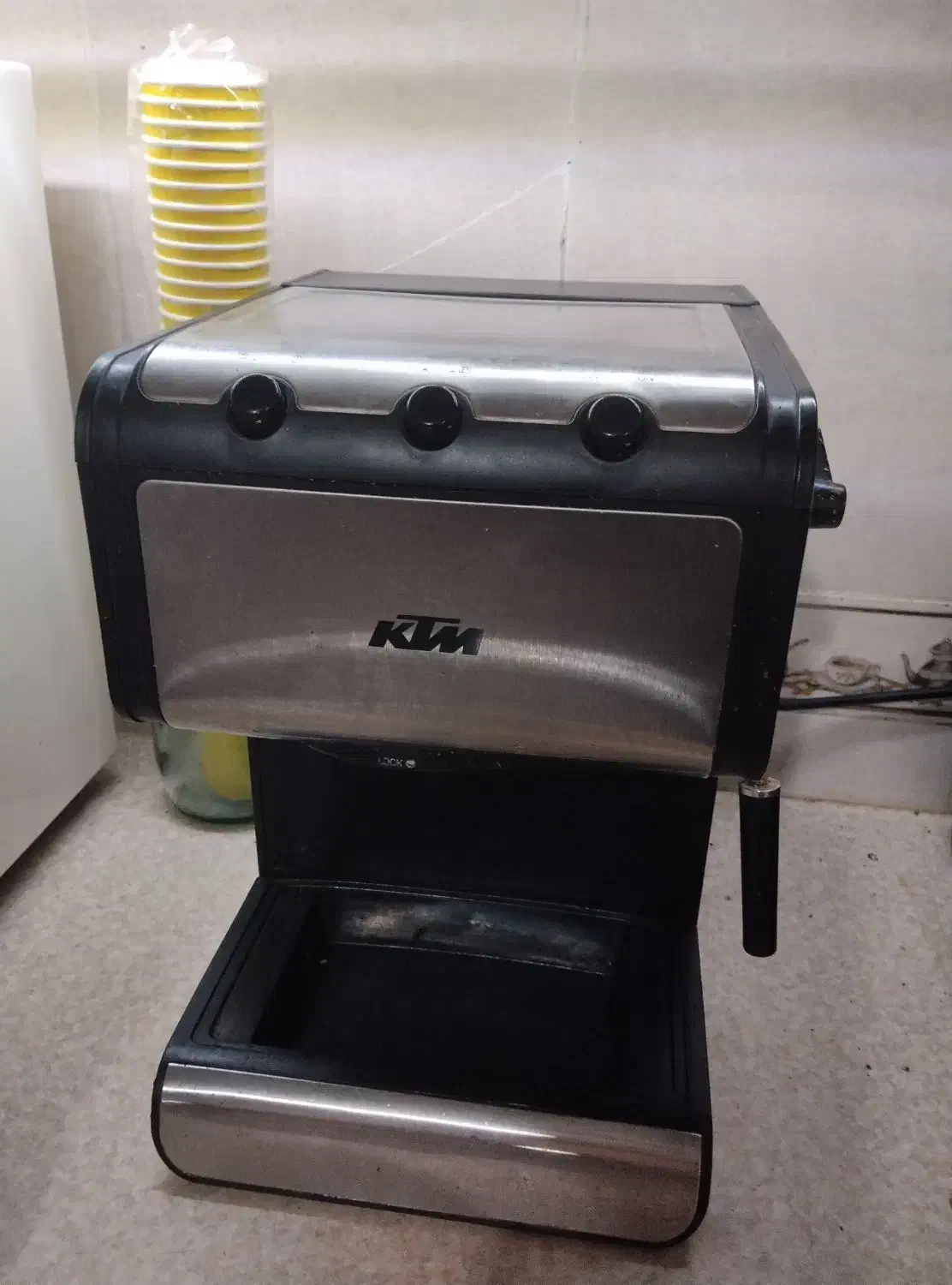 اسپرسو ساز|سماور، چایساز، قهوهساز|پرند, فاز ۱|دیوار